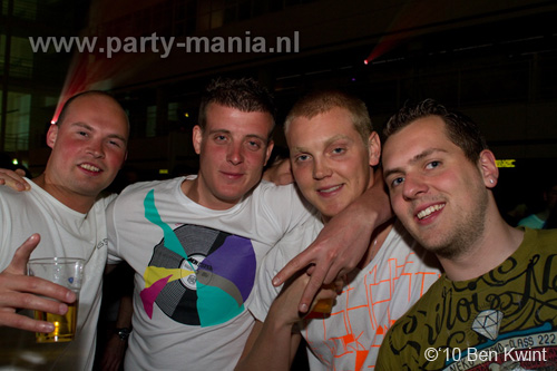 100429_112_koninginnenacht_partymania