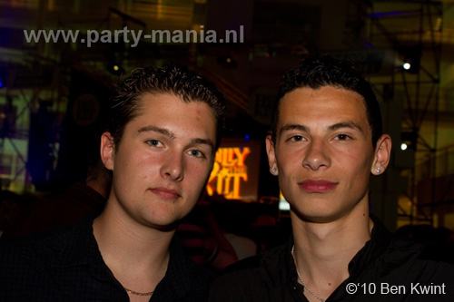 100429_135_koninginnenacht_partymania