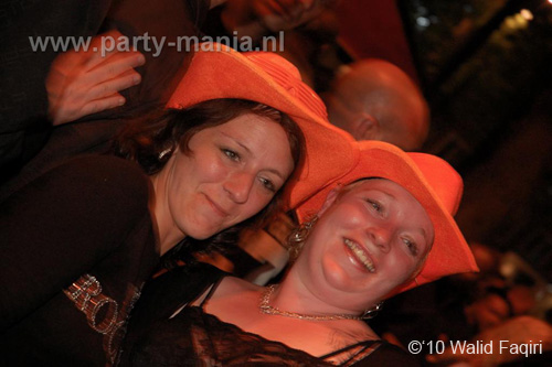 100429_111_koninginnenacht_partymania