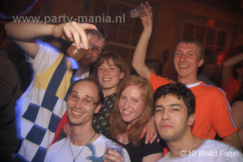 100429_158_koninginnenacht_partymania