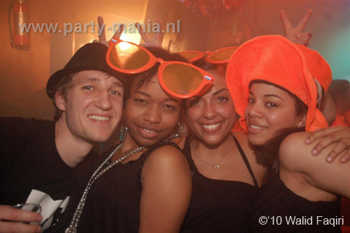 100429_161_koninginnenacht_partymania