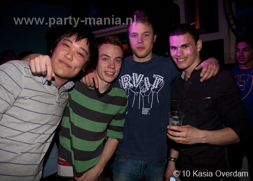 100429_073_le_paris_partymania