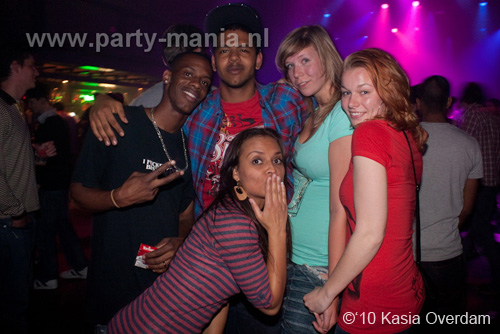 100506_064_paard_no_partymania