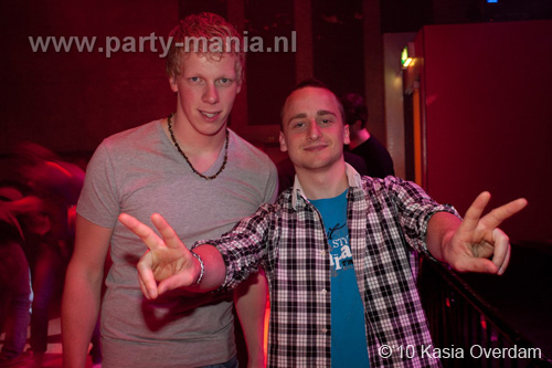 100506_077_paard_no_partymania