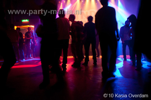 100506_082_paard_no_partymania