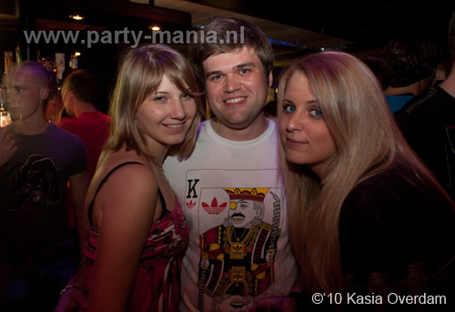 100506_103_paard_no_partymania