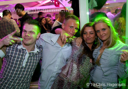 100508_113_gekkehouse_partymania