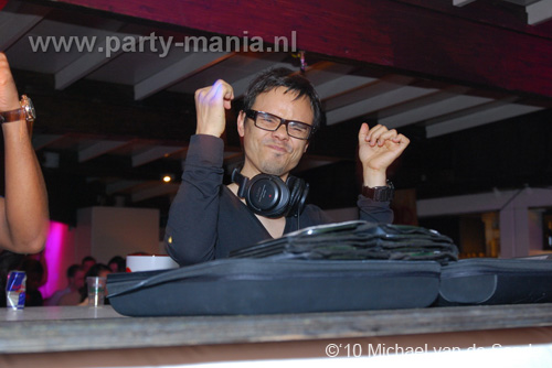 100509_104_lovely_partymania