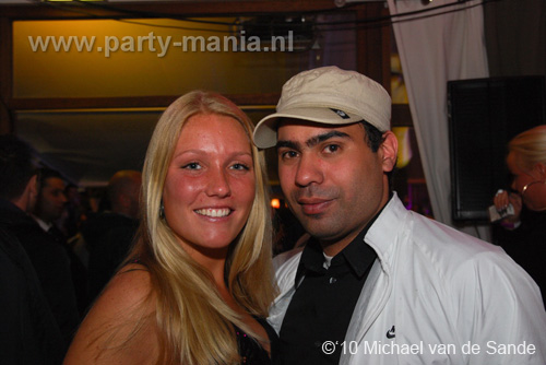 100509_120_lovely_partymania