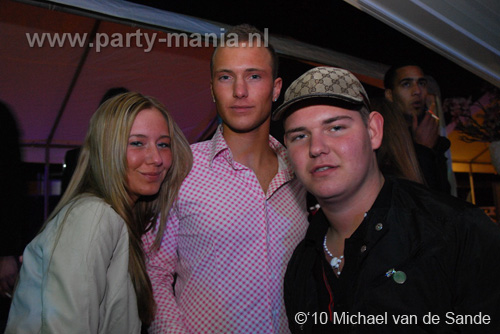 100509_124_lovely_partymania