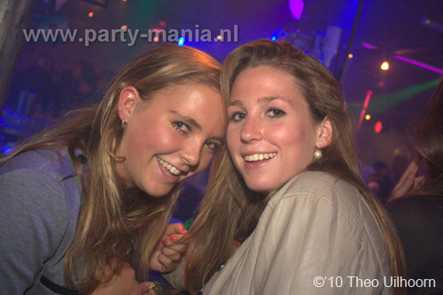 100514_070_westwood_partymania