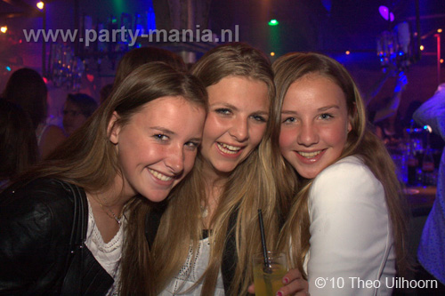 100514_128_westwood_partymania