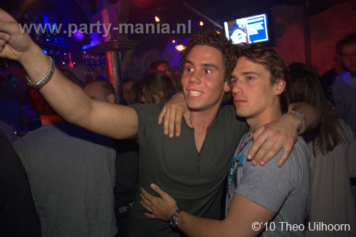 100514_134_westwood_partymania