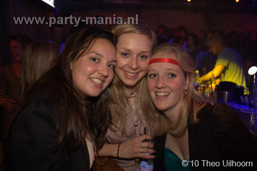 100514_143_westwood_partymania