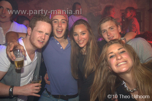 100514_161_westwood_partymania