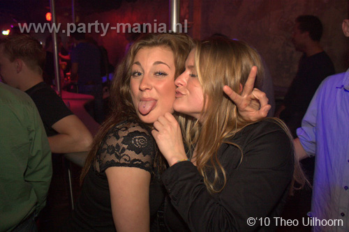 100514_176_westwood_partymania