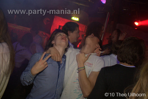 100514_193_westwood_partymania