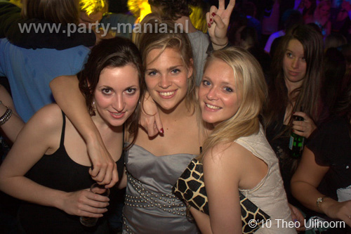 100514_208_westwood_partymania