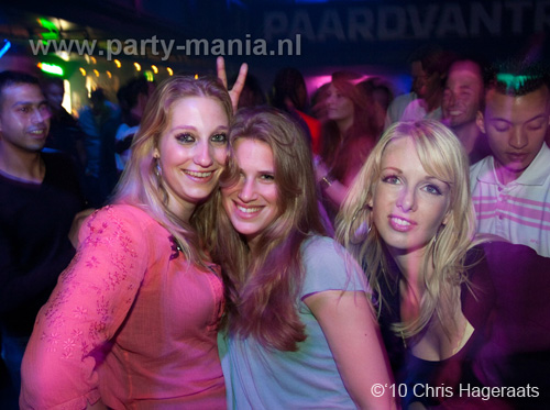 100522_071_ilovelos_partymania