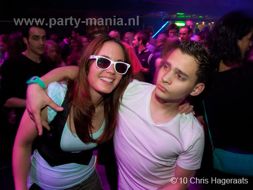 100522_105_ilovelos_partymania