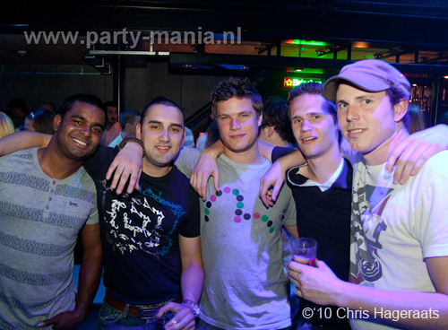 100522_120_ilovelos_partymania