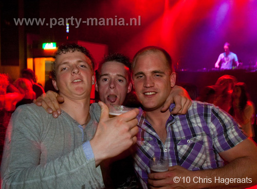 100522_127_ilovelos_partymania