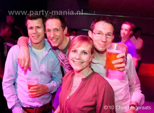 100522_131_ilovelos_partymania