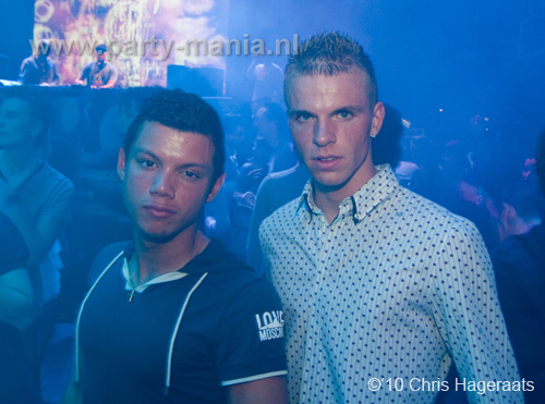 100522_140_ilovelos_partymania