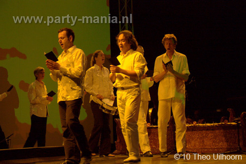 100522_075_tong_tong_fair_partymania