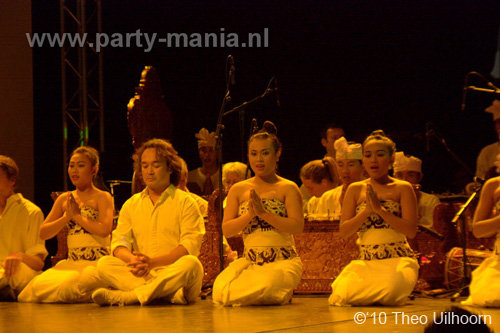 100522_080_tong_tong_fair_partymania