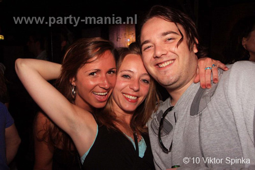 100522_133_whoosah_partymania