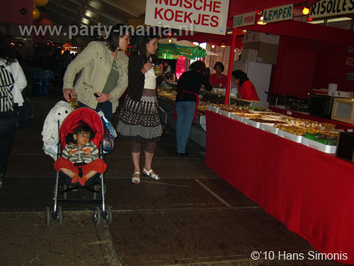 100529_141_tong_tong_fair_partymania