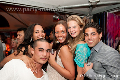 100530_073_wij_partymania