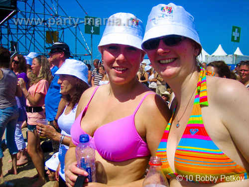 100605_087_royal_beach_partymania