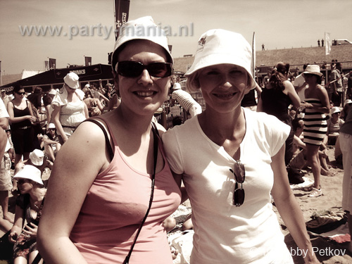 100605_113_royal_beach_partymania