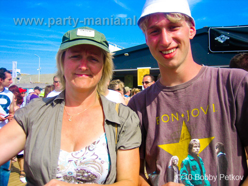 100605_158_royal_beach_partymania