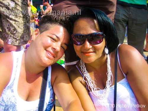 100605_160_royal_beach_partymania