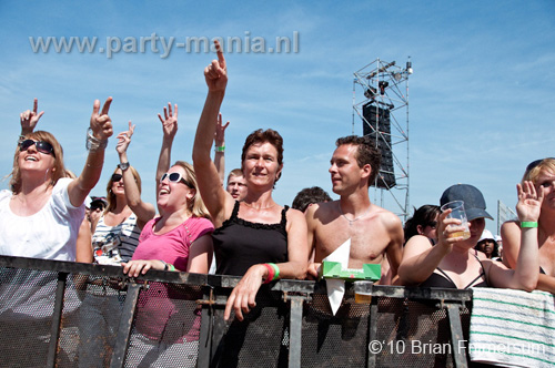 100605_105_royal_beach_partymania