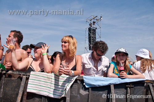 100605_106_royal_beach_partymania