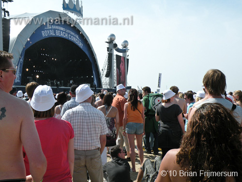 100605_115_royal_beach_partymania