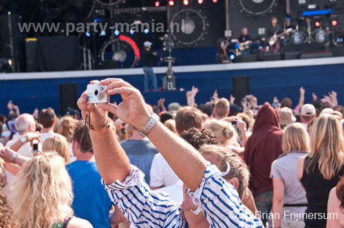 100605_133_royal_beach_partymania