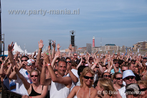 100605_150_royal_beach_partymania