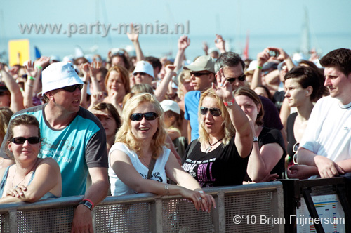 100605_176_royal_beach_partymania