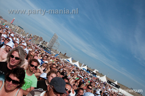 100605_193_royal_beach_partymania