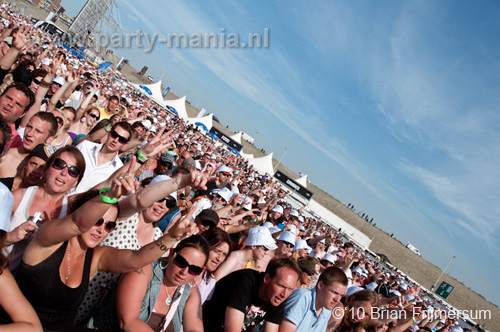 100605_196_royal_beach_partymania