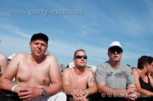 100605_198_royal_beach_partymania