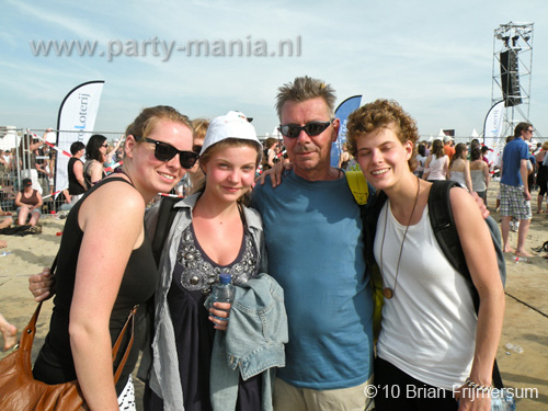 100605_218_royal_beach_partymania