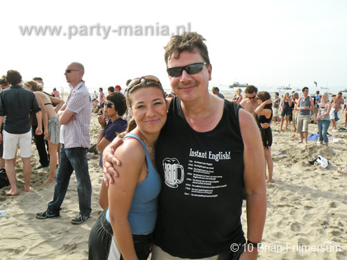 100605_219_royal_beach_partymania