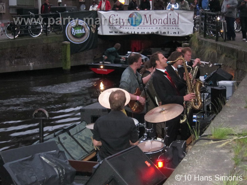 100611_223_jazzindegracht_partymania