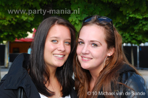 100612_123_franchise_outdoor_partymania